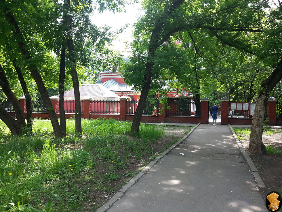 Храм иконы Божией Матери Знамение в Аксиньине
