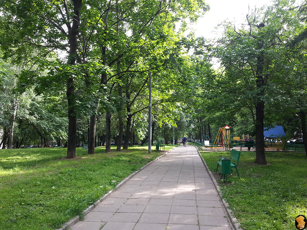 Двор ул. Алабяна 3-5