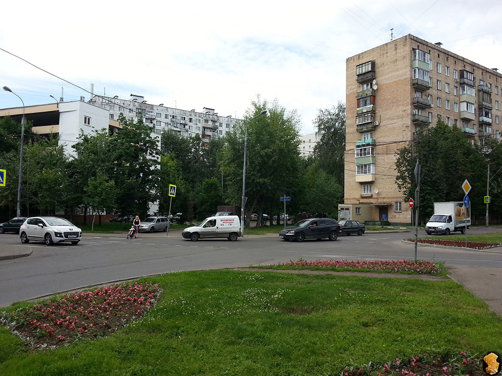 Бульвар Матроса Железняка
