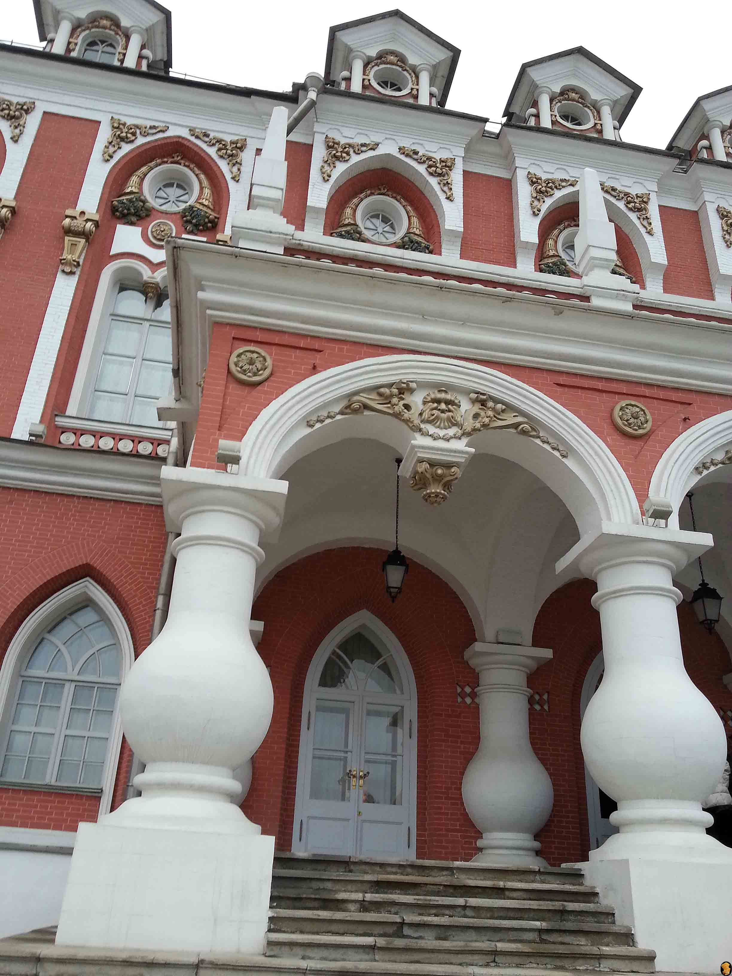 Петровский путевой дворец